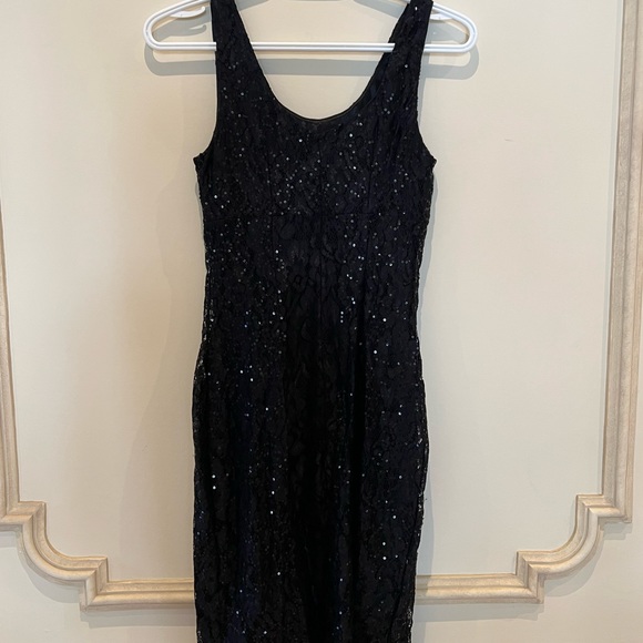 All-Black Sparkly Dress - Picture 4 of 4